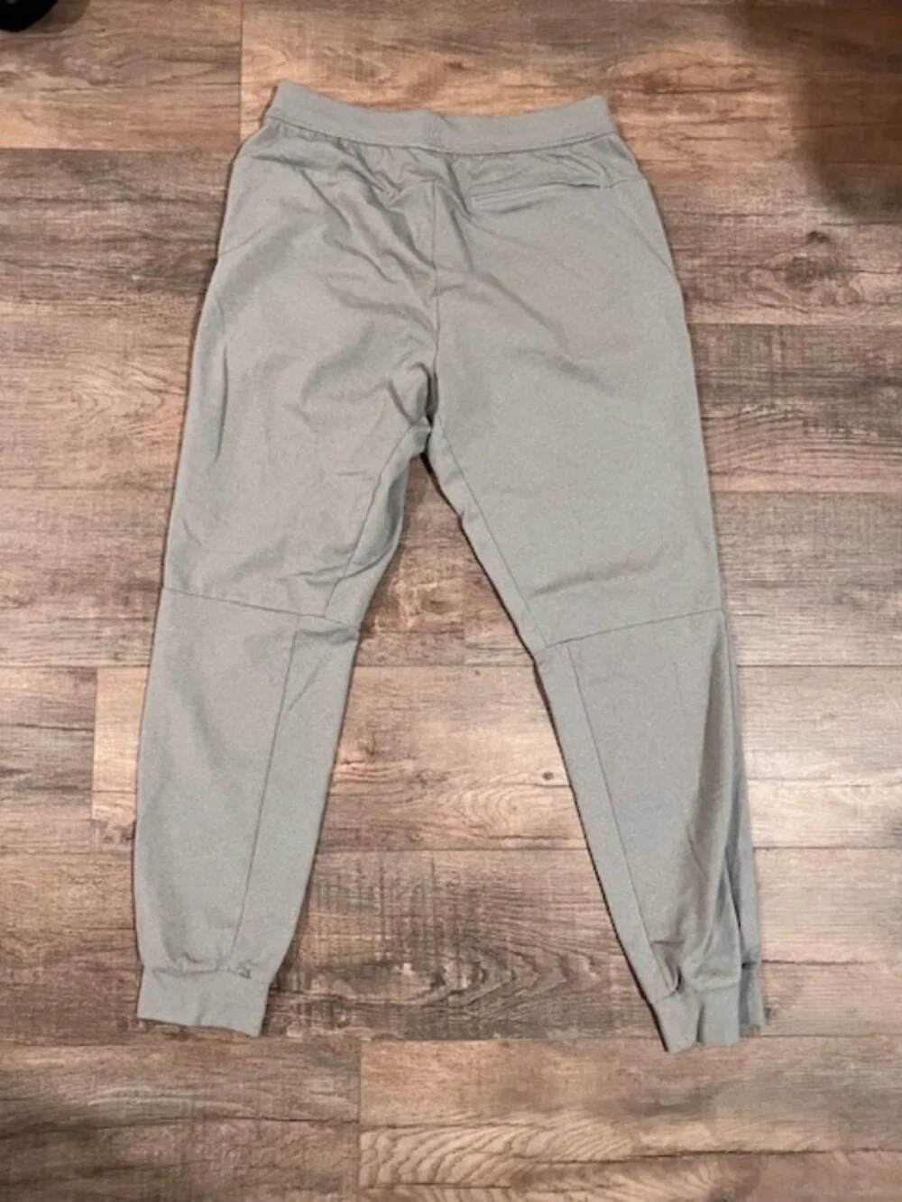 Lululemon Joggers – Men’s Medium – Grey – Athletic / Casual - Picture 2 of 3